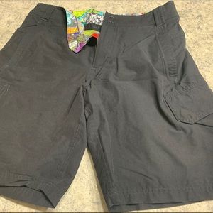Men’s Lululemon Cargo Shorts Medium